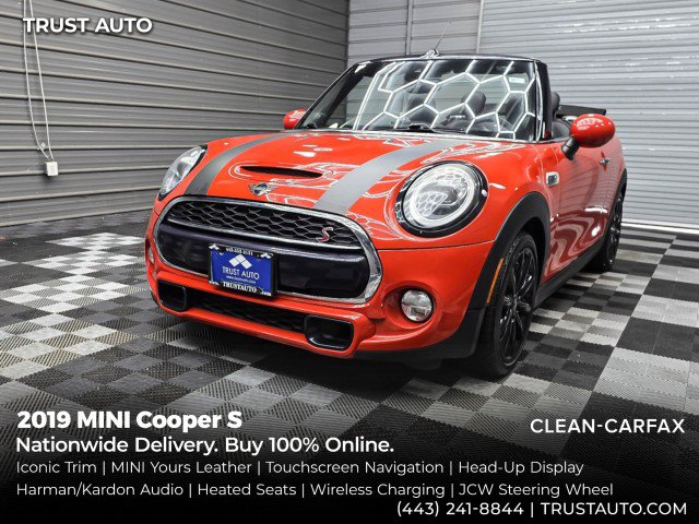 Used 2019 MINI Cooper S w/ Signature Upholstery Package FWD image 1
