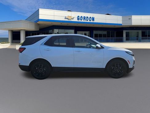 Used 2024 Chevrolet Equinox LT FWD image 6