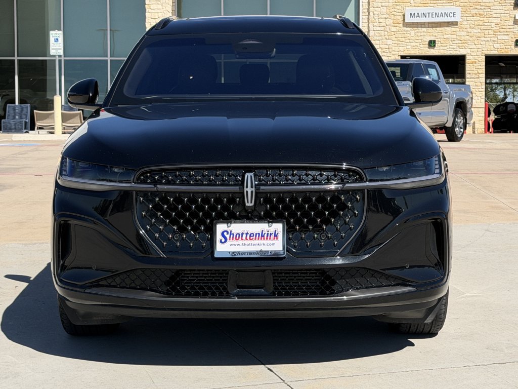 Used 2024 Lincoln Nautilus Reserve w/ Equipment Group 202A AWD/4WD image 7