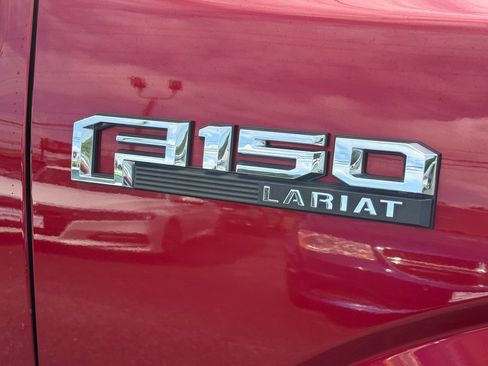 Used 2018 Ford F150 Lariat w/ Equipment Group 502A Luxury AWD/4WD image 21