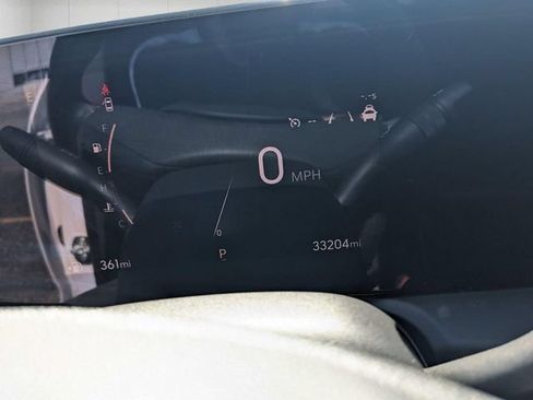 Used 2025 Buick Encore GX Preferred FWD image 17