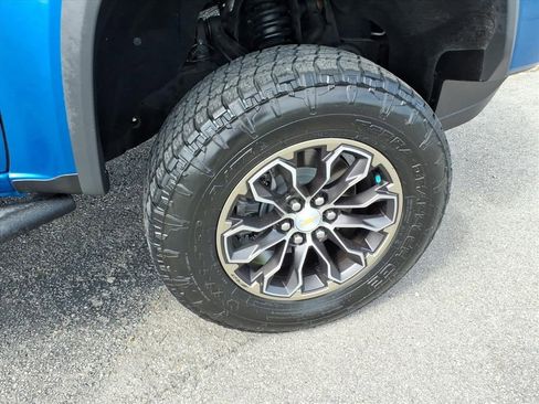 Used 2021 Chevrolet Colorado ZR2 AWD/4WD image 9