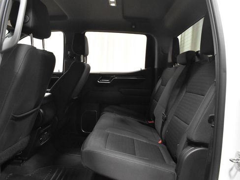 Used 2023 Chevrolet Silverado 1500 LT AWD/4WD image 9