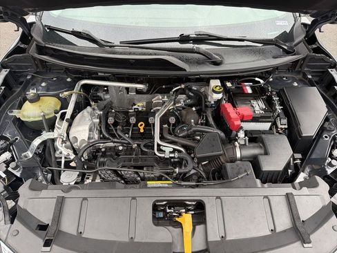 Used 2021 Nissan Rogue SV image 10