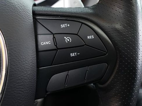 Used 2018 Dodge Charger R/T image 28