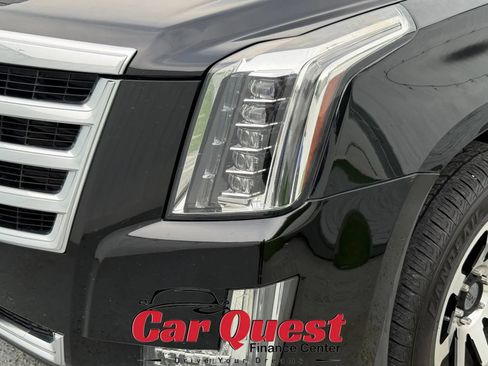 Used 2015 Cadillac Escalade ESV 2WD image 24
