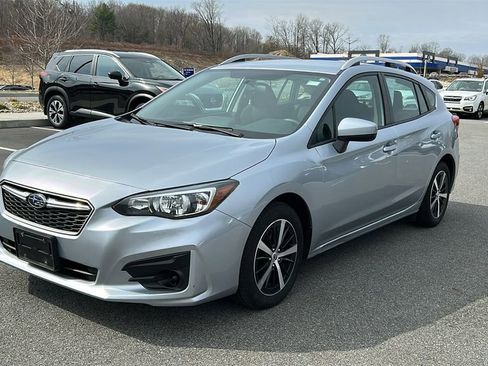 Used 2019 Subaru Impreza 2.0i Premium image 3