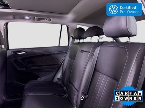 Used 2023 Volkswagen Tiguan SE w/ Panoramic Sunroof Package AWD/4WD image 24