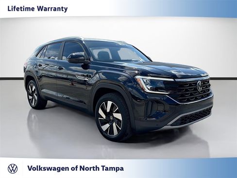 Used 2024 Volkswagen Atlas Cross Sport SE AWD/4WD image 1