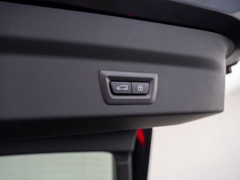 Certified 2025 BMW X2 xDrive28i image 32