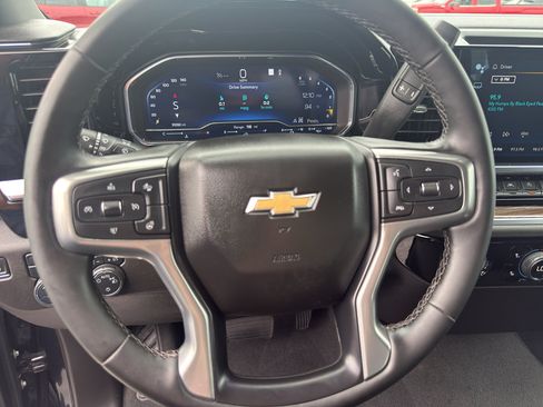 Certified 2023 Chevrolet Silverado 1500 LT AWD/4WD image 17