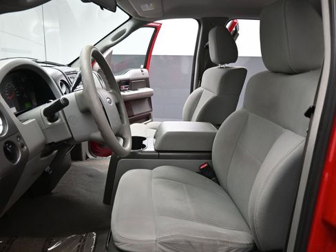 Used 2007 Ford F150 XLT image 8