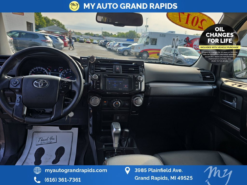 Used 2017 Toyota 4Runner TRD Off-Road Premium AWD/4WD image 12