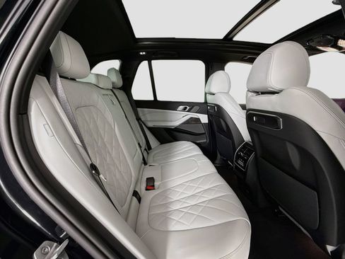 Used 2026 BMW X5 sDrive40i w/ M Sport Package RWD image 15