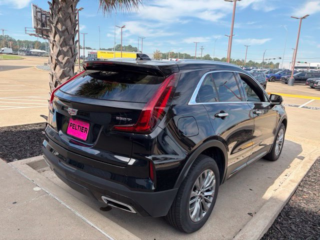 Used 2025 Cadillac XT4 Premium Luxury FWD image 21