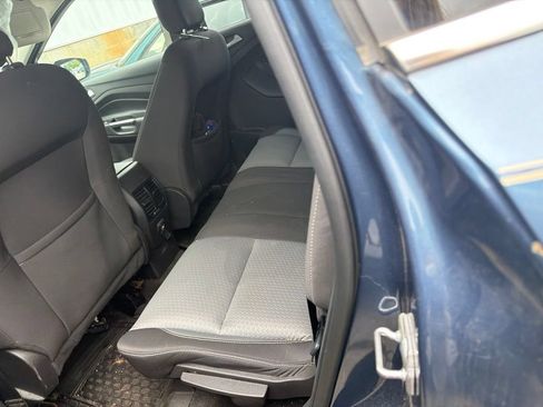 Used 2018 Ford Escape SE w/ SE Sync 3 Package AWD/4WD image 14