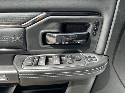 Used 2023 RAM 3500 Limited AWD/4WD image 11