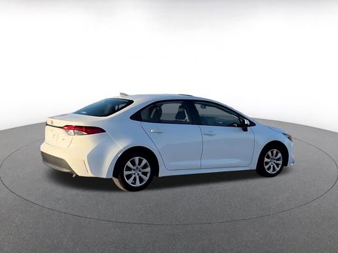 Used 2025 Toyota Corolla LE image 15