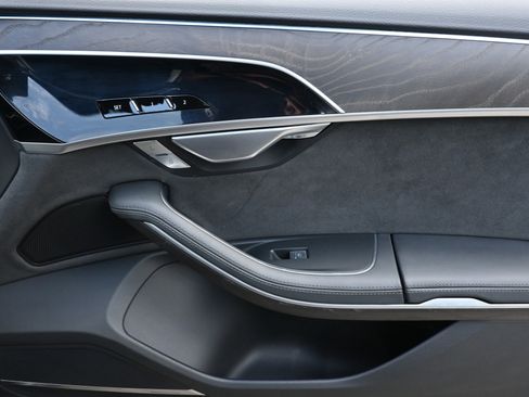 Used 2022 Audi A8 L 3.0T image 23