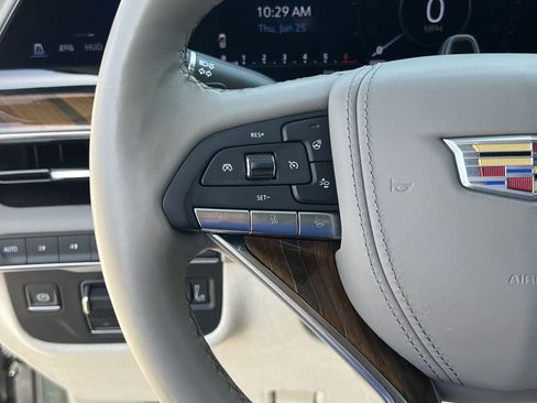 Used 2024 Cadillac Escalade ESV Sport Platinum AWD/4WD image 9