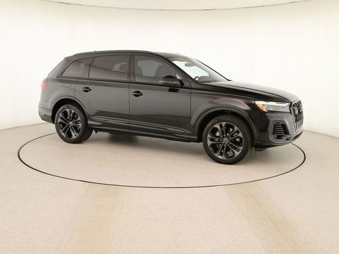 Used 2025 Audi Q7 3.0T Premium Plus w/ Premium Plus Package image 9