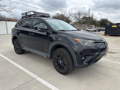 Used 2018 Toyota RAV4 Adventure image 8