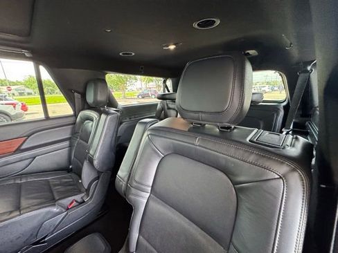 Used 2023 Lincoln Navigator L Reserve image 21