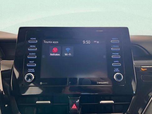 Used 2024 Toyota Camry SE image 23