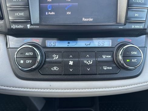 Used 2018 Toyota RAV4 XLE image 28