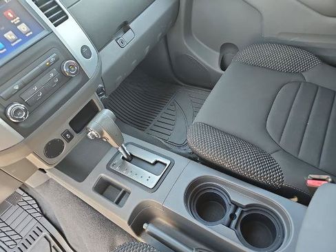 Used 2019 Nissan Frontier Desert Runner RWD image 22