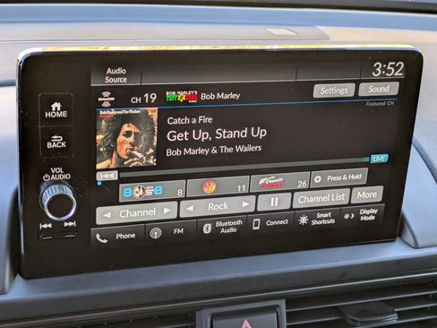 Used 2025 Honda Pilot TrailSport image 22