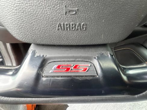Used 2016 Chevrolet Camaro SS RWD image 34