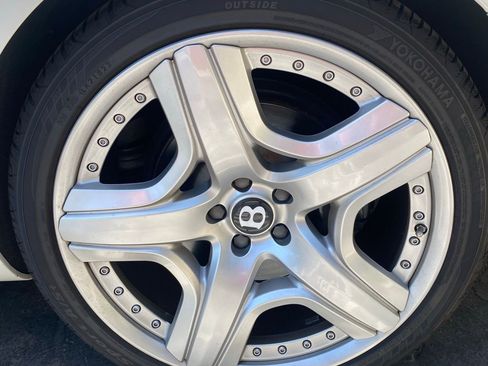 Used 2014 Bentley Continental Mulliner image 26