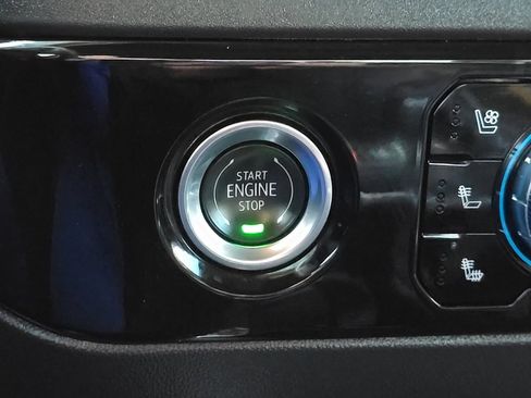 Used 2024 GMC Sierra 1500 SLT w/ SLT Premium Package image 19