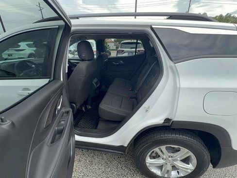 Used 2024 GMC Terrain SLE w/ Driver Convenience Package AWD/4WD image 20