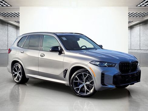 New 2026 BMW X5 M60i image 2