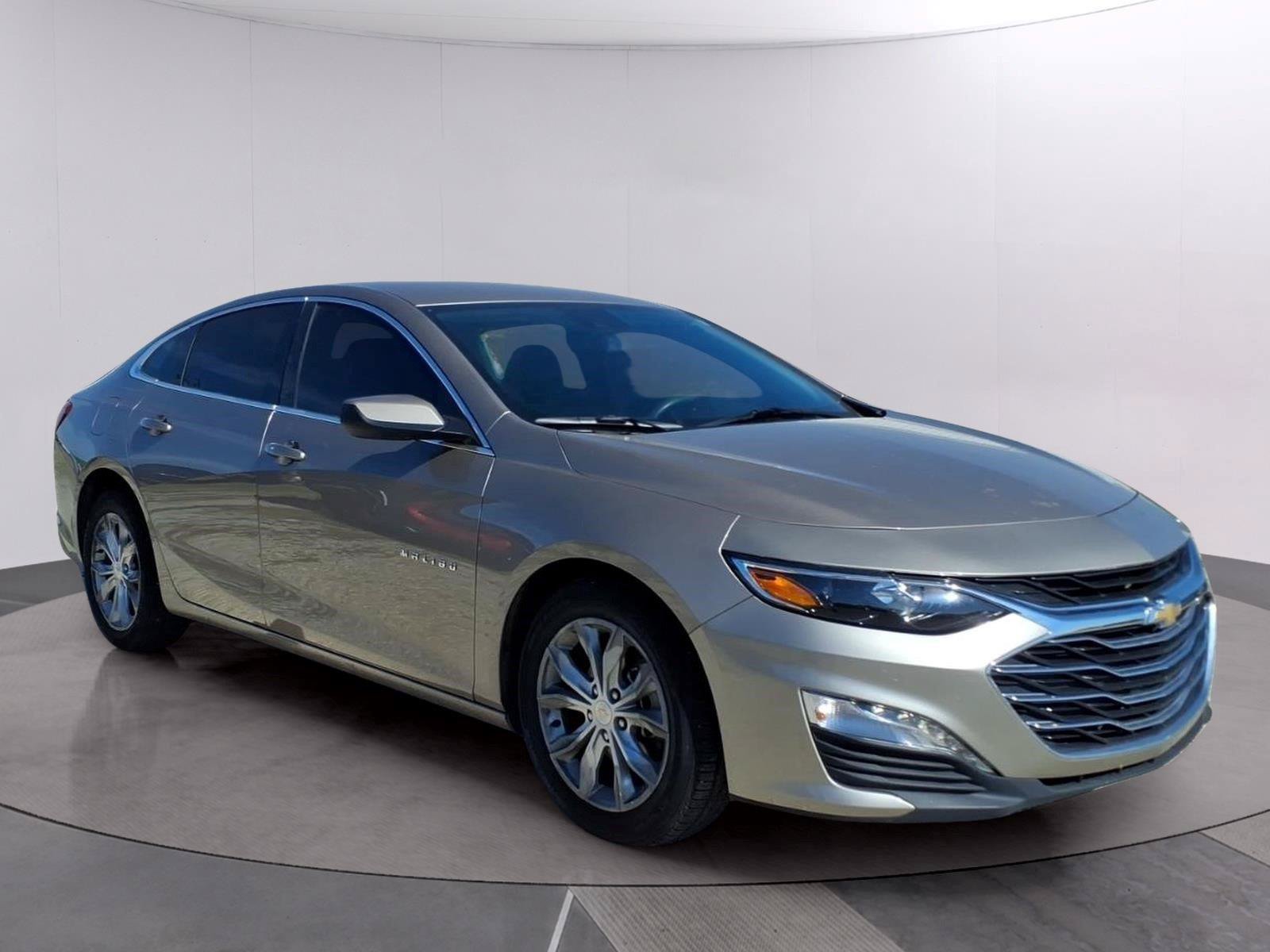 Used 2024 Chevrolet Malibu LT FWD image 7