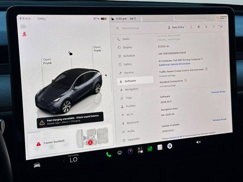 Used 2023 Tesla Model Y Long Range AWD/4WD image 23