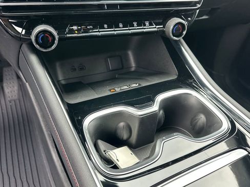 New 2026 Chevrolet Traverse RS w/ LPO, Floor Liner Package image 22