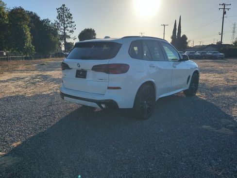 New 2026 BMW X5 sDrive40i w/ M Sport Package RWD image 2