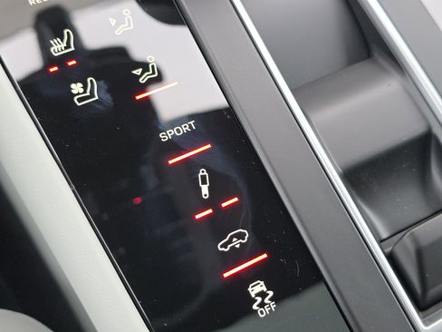 New 2026 Porsche Macan S image 26