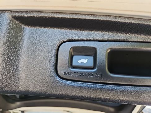 Used 2024 Honda CR-V EX-L image 33