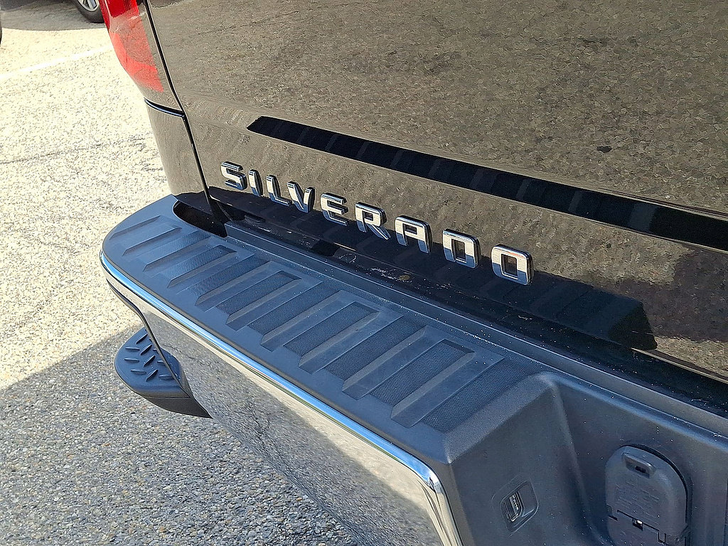 Certified 2018 Chevrolet Silverado 1500 LT w/ All Star Edition AWD/4WD image 24