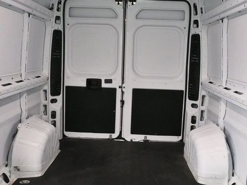 Used 2023 RAM ProMaster 2500 FWD image 21