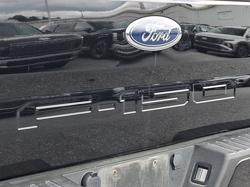 Used 2020 Ford F150 XLT w/ Equipment Group 302A Luxury AWD/4WD image 30