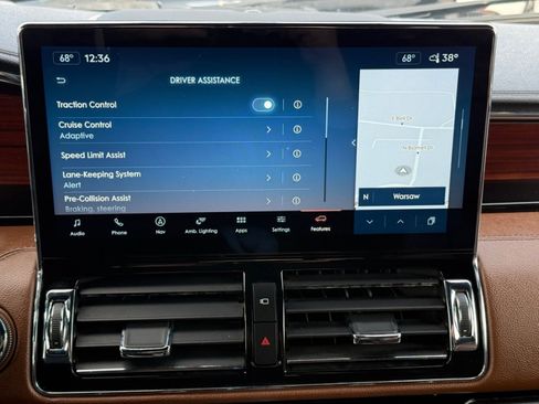 Used 2023 Lincoln Navigator L Reserve w/ Equipment Group 201A image 33