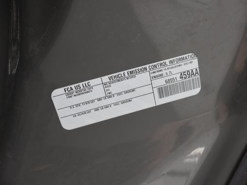 Used 2022 Dodge Durango R/T w/ Blacktop Package AWD/4WD image 21
