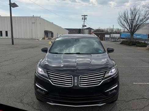 Used 2018 Lincoln MKC Reserve image 1