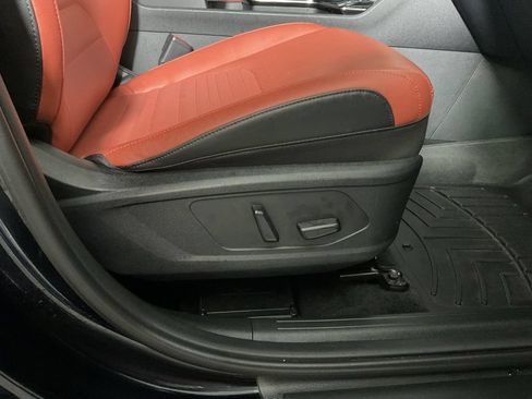 Used 2025 Kia Sportage SX AWD/4WD image 39
