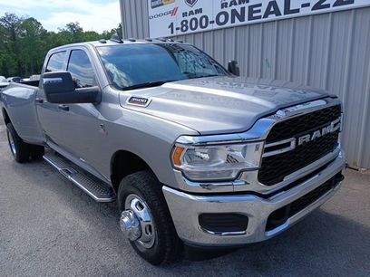 Used 2024 RAM 3500 Tradesman w/ Chrome Appearance Group
